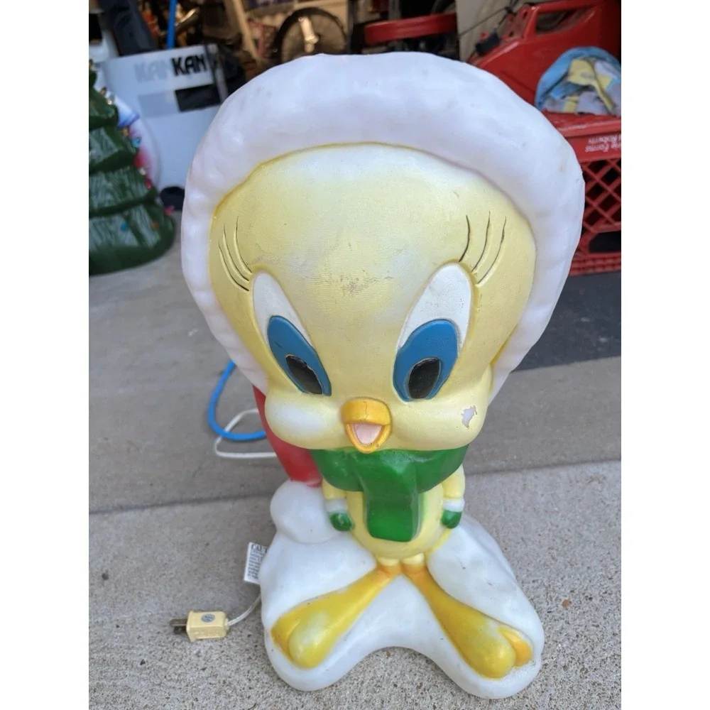 Rare VTG 2000 Tweety Bird 17